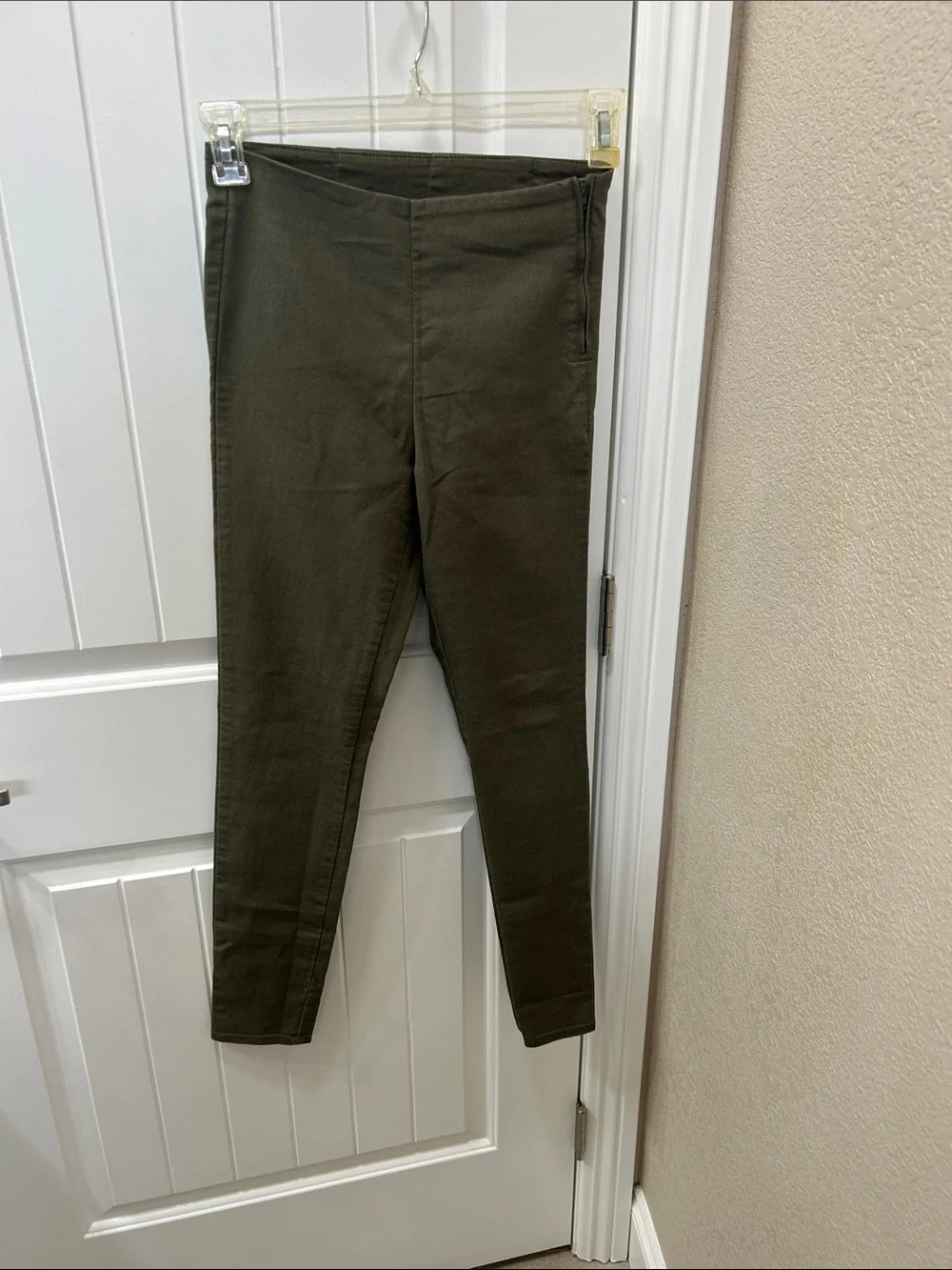 Divided Olive Green Ankle-Length Cropped Jeans